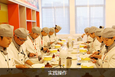 ���`����